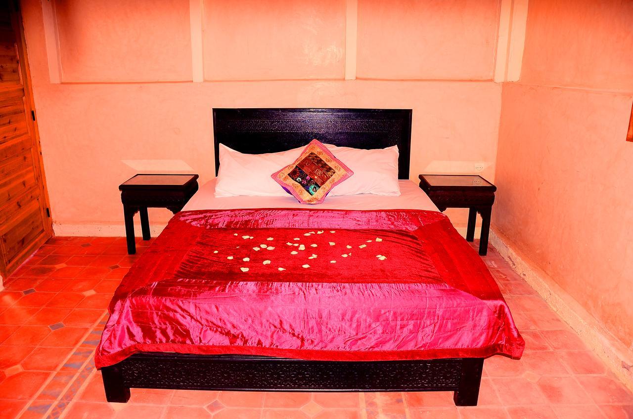 Latifa House Hotel Sbiti Kültér fotó